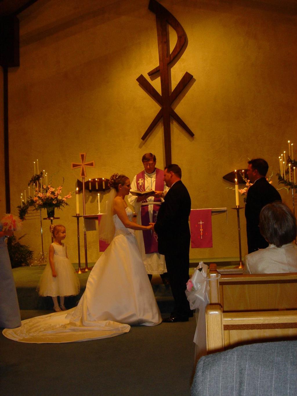 2005/03(March)/02(Mount-Wedding)/1024x768_2005-03-05 18-45-34.JPG